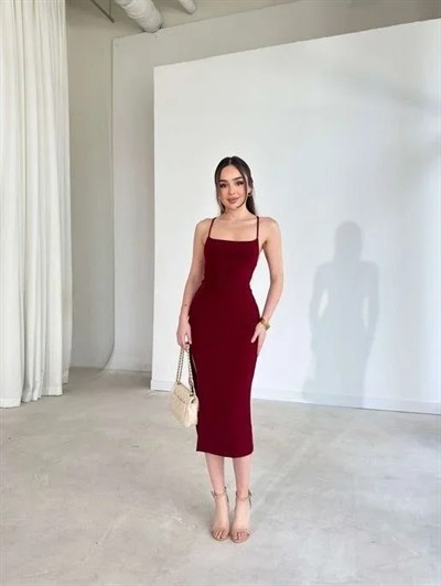 İp Askılı Sırt Dekolteli Bağlama Detaylı Yırtmaçlı Midi Elbise - Bordo