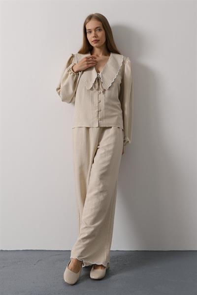 İşlemeli Bebe Yakalı Pantolon Takım - Taş