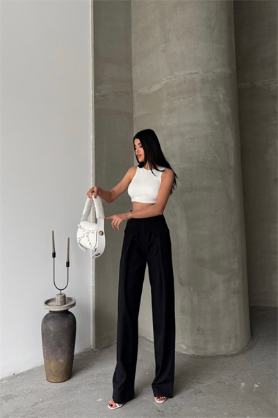 KAPALI GENİŞ PİLE CEP KAPAK DETAYLI PANTOLON - Siyah