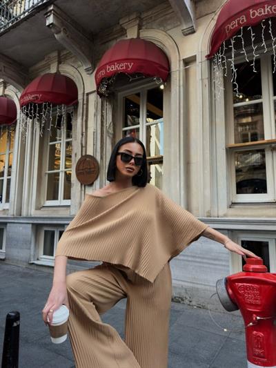 KAYIK YAKA PAMELA TAKIM