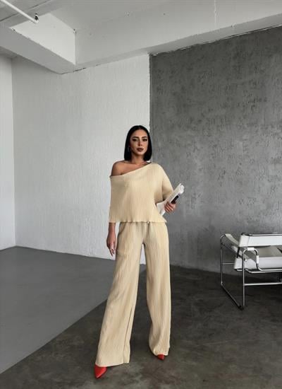 KAYIK YAKA PAMELA TAKIM