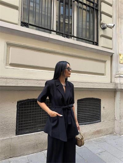 KISA KOL BAĞLAMA DETAYLI CEKET-PANTOLON TAKIM - Siyah