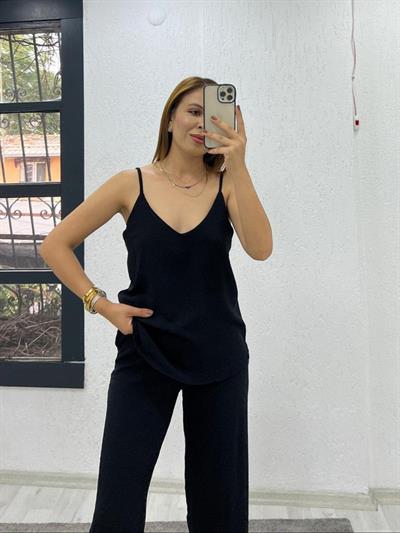 Kadın Aerobin Kumaş Bol Paça Pantolon Ve Askılı Bluz Ikili Takım