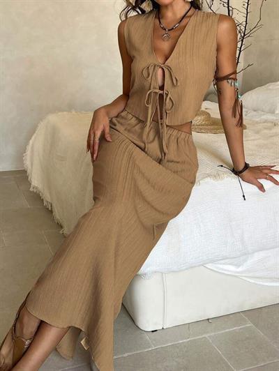 Kadın Aerobin Kumaş Eteği Yırtmaçlı ön Bağlama Detaylı Takım