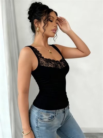 Kadın Askılı V Dantel Yakalı Viskon Bluz