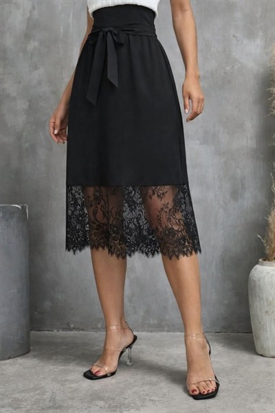 Kadın Askılı V Yakalı Dantelli Midi Viskon Elbise