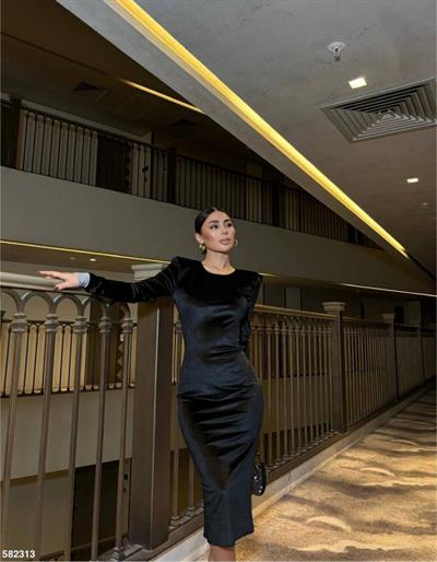 Kadın Bisiklet Yaka Vatkalı Manşet Detay Kadife Kumaş Midi Boy Elbise