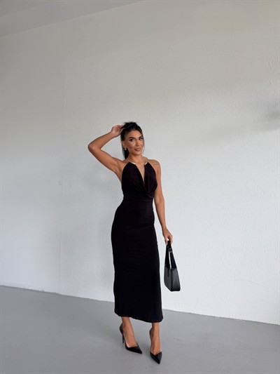 Kadın Boyun Aksesuarlı Halter Yaka Maxi Boy Sandy Kumaş Elbise