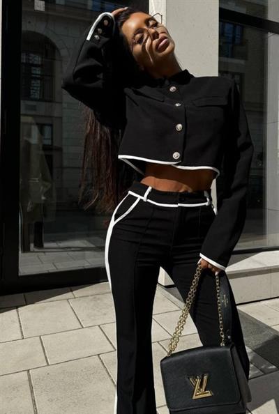 Kadın Dalgıç Kumaş Düğme Detaylı Bluz Ve Ispanyol Paça Pantolon Ikili Takım