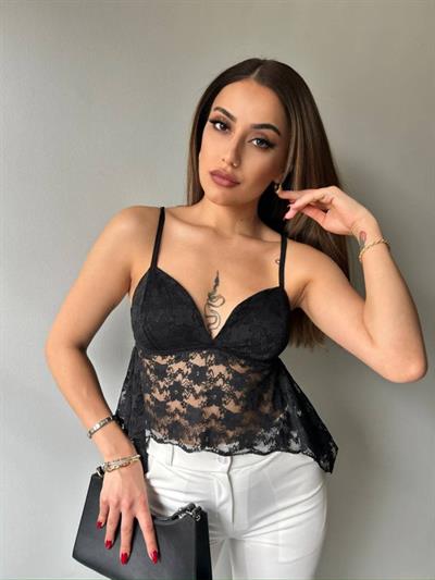 Kadın Dantelli İnce Askılı Sırt Bağlamalı Transparan Bluz