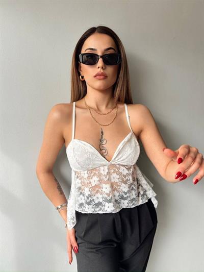 Kadın Dantelli İnce Askılı Sırt Bağlamalı Transparan Bluz