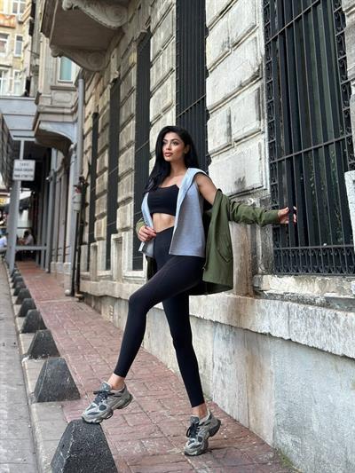 Kadın Ek Parça Kapüşon Kol Arma Detay Gabardin Ceket