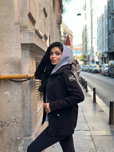 Kadın Ek Parça Kapüşon Kol Arma Detay Gabardin Ceket