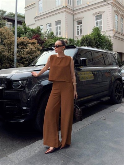 Kadın Geniş Paça Pantolon Ve Bluzlu Aerobin Kumaş Ikili Takım