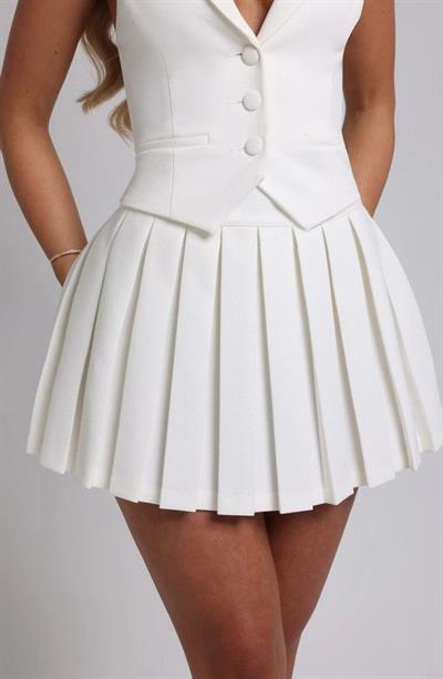 Kadın Halter Yaka Detay Sırt Dekolteli Yelek Ve Pileli Mini Etek Ikili Takım