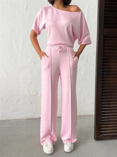 Kadın İsa Kollu Kayık Yaka Bluz Ve Pantolon Misal Kumaş Ikili Takım