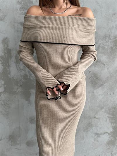 Kadın Ispanyol Kolu Madonna Yaka Triko Midi Boy Elbise