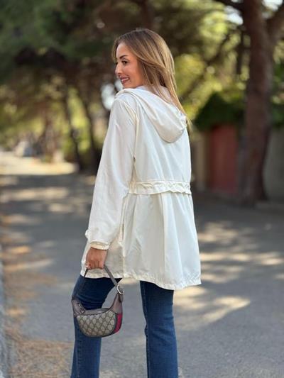 Kadın Kapüşon Ve Büzgü Detay Yağmurluk