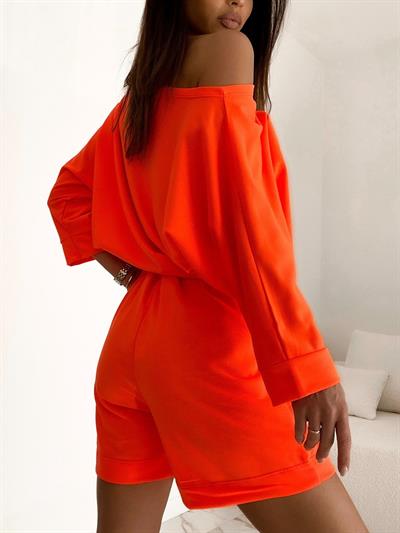 Kadın Kayık Yaka Oversize Asimetrik Bluz Ve şort Iki Iplik Takım