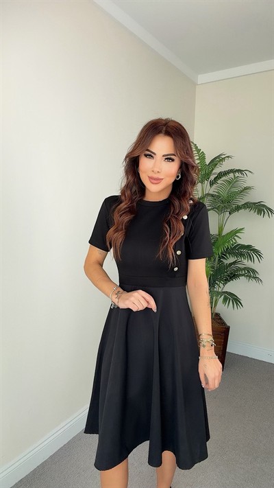Kadın Kısa Kollu Bisiklet Yaka Gold Düğme Detay Midi Boy Elbise