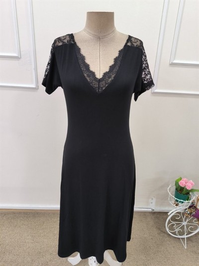 Kadın Kısa Kollu Dantel V Yakalı Midi Viskon Elbise