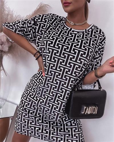 Kadın Kısa Kollu Kayık Yaka Kol Ucu Fırfır Detay Geometrik Desenli Dalgıç Elbise