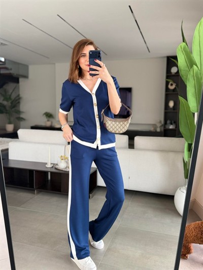 Kadın Kısa Kollu Ribana Ve Gold Düğme Detay Hırka Yanı şeritli Pantolon Ikili Takım