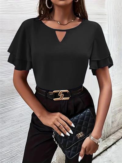 Kadın Kısa Kollu Volanlı Pencere Detay Bluz