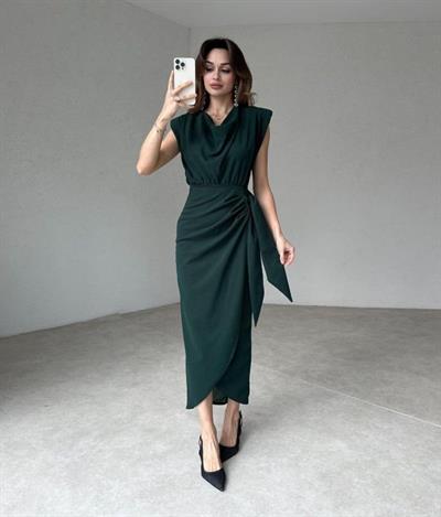 Kadın Kolsuz Vatka Detay Degaje Yaka Kruvaze Midi Boy Elbise