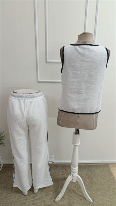 Kadın Kolsuz önü Düğmeli Yelek Ve Pantolon Ikili Takım