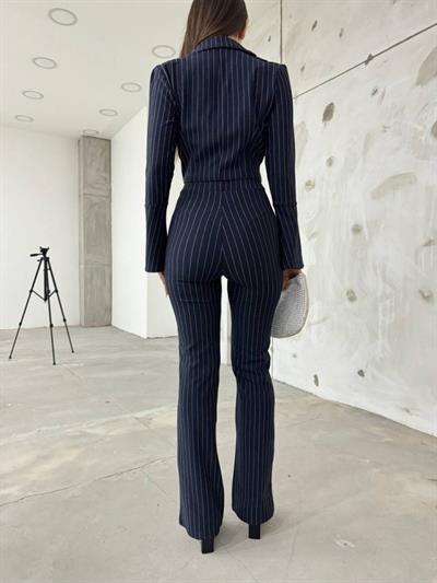 Kadın Manşet Yaka Ispanyol Kol çizgi Detay Kısa Ceket Ve Yüksek Bel Ispanyol Paça Pantolon Ikili Takım