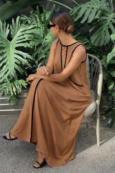 Kadın Omuzlardan Açık Yaka Ince şerit Detaylı Uzun Viskon Elbise