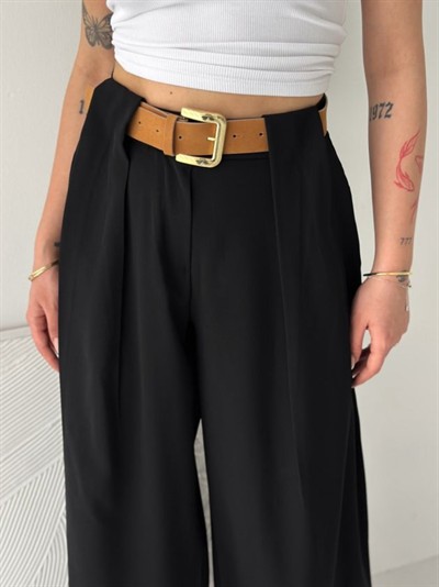 Kadın Pileli Kemerli Pantolon