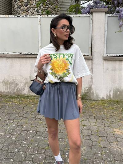 Kadın Sandy Kumaş Bağıcık Detaylı şort