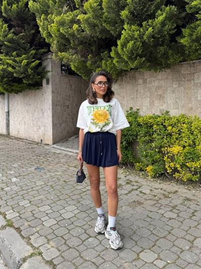 Kadın Sandy Kumaş Bağıcık Detaylı şort