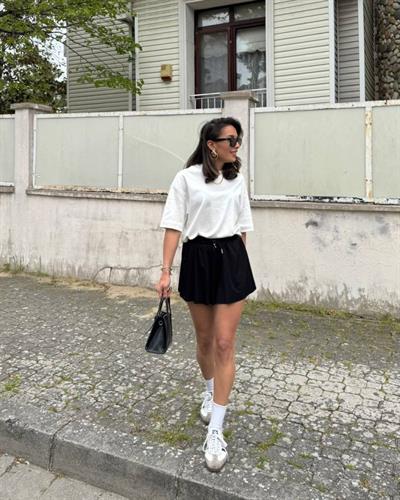 Kadın Sandy Kumaş Bağıcık Detaylı şort