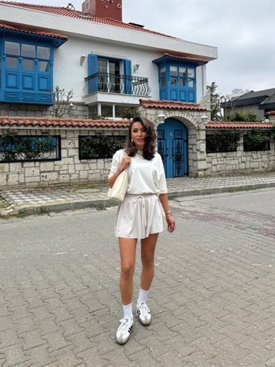 Kadın Sandy Kumaş Bağıcık Detaylı şort