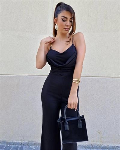 Kadın Sandy Kumaş Metal Zincir Detaylı Pileli Sırt Dekolteli Maxi Boy Tulum