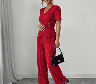 Kadın Toka Detaylı Kruvaze Takım