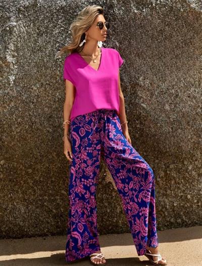 Kadın Üst Sandy Kumaş V Yaka Bluz Alt Mikro Kumaş Çiçek Desenli Pantolon İkili Takım