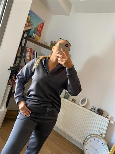 Kadın Uzun Kol V Yaka Kapüşon Detay Sweat Ve Yüksel Bel Eşofman Ikili Takım