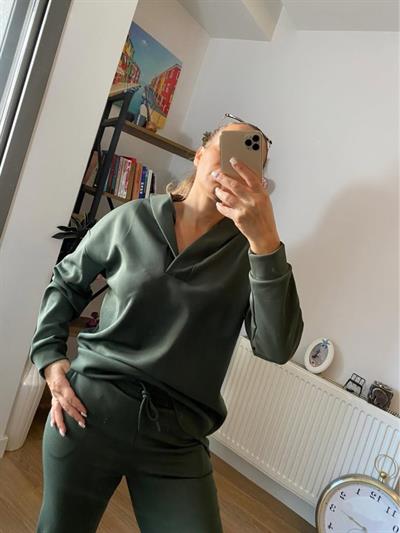 Kadın Uzun Kol V Yaka Kapüşon Detay Sweat Ve Yüksel Bel Eşofman Ikili Takım