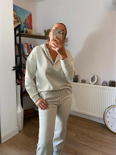 Kadın Uzun Kol V Yaka Kapüşon Detay Sweat Ve Yüksel Bel Eşofman Ikili Takım