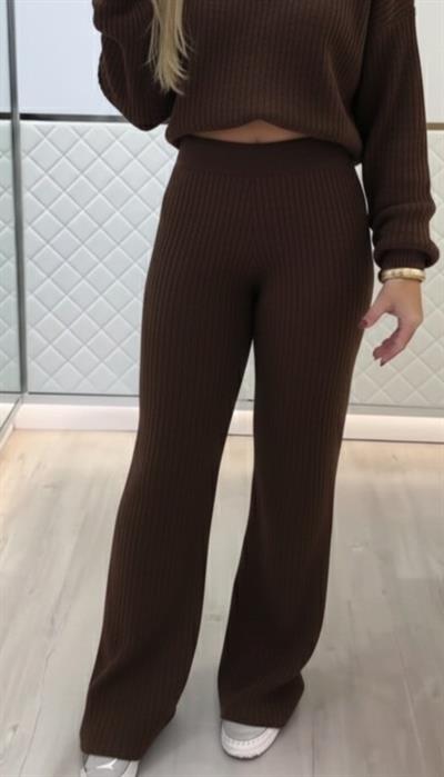 Kadın Uzun Kollu Balıkçı Yaka Kısa Triko Bluz Ve Pantolon Ikili Takım