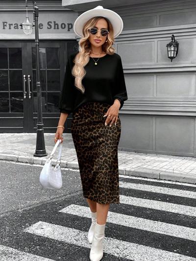 Kadın Uzun Kollu Bisiklet Yaka Modal Bluz Ve Leopar Desenli Etek Ikili Takım