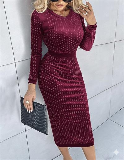 Kadın Uzun Kollu Bisiklet Yaka Taşlı Midi Kadife Elbise