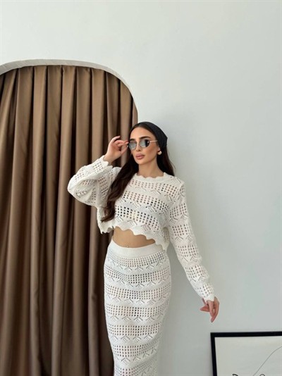 Kadın Uzun Kollu Kuş Gözü Transparan Detay Triko Bluz Ve Maxi Boy Etek Ikili Takım