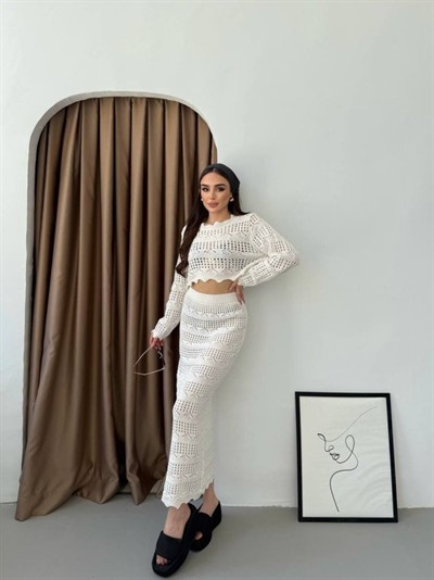 Kadın Uzun Kollu Kuş Gözü Transparan Detay Triko Bluz Ve Maxi Boy Etek Ikili Takım