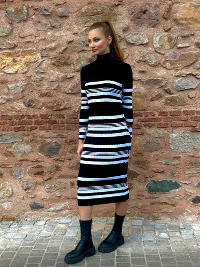 Kadın Uzun Kollu Triko Elbise