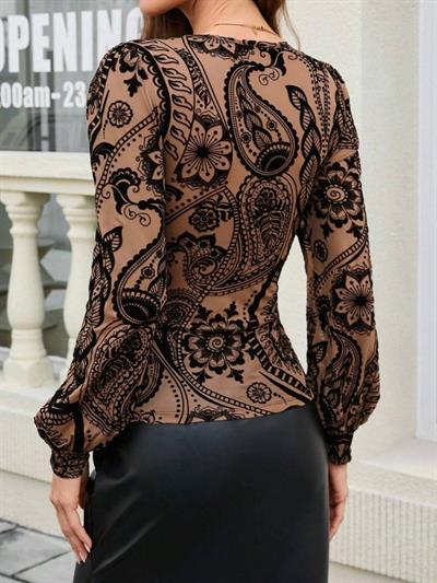 Kadın Uzun Kollu V Dantel Yakalı Modal Bluz